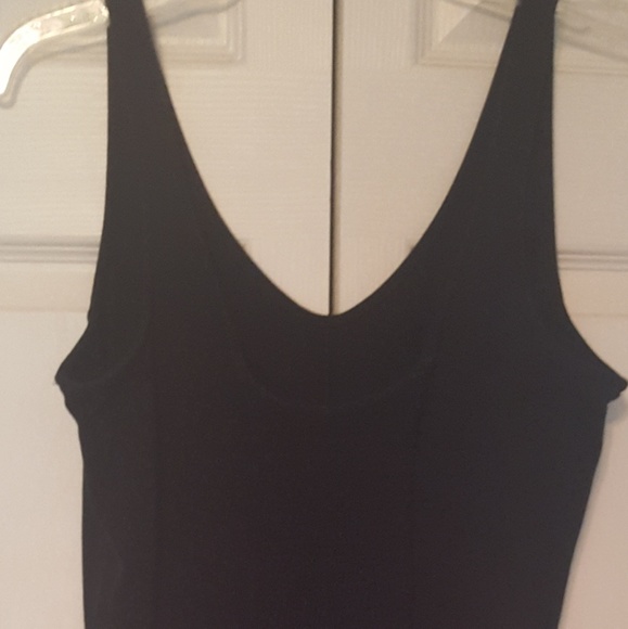 Sleeveless sheath dress - Picture 2 of 3